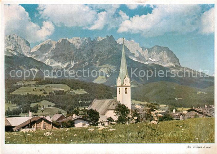 Ellmau Tirol mit Kirche und Wildem Kaiser