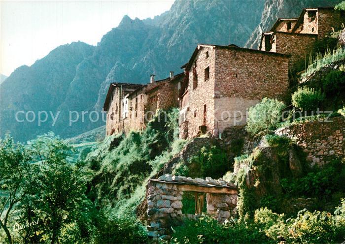 Valls d Andorra Cases tipiques