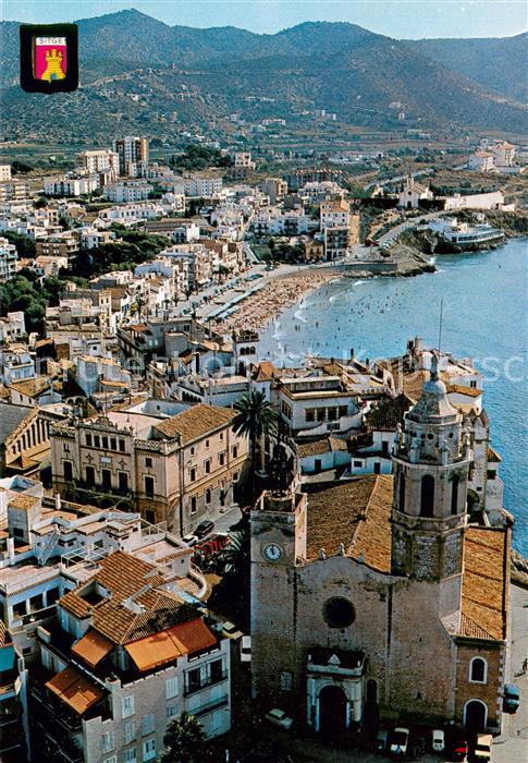 Sitges Iglesia Maricel y playa de San Sebastian