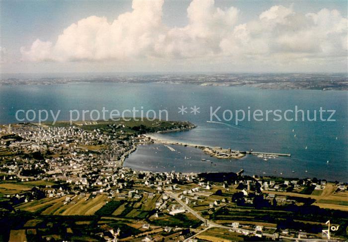 Camaret-sur-Mer Vue generale prise d avion