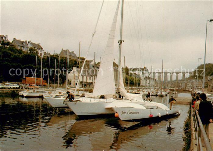 Morlaix Le bassin a flot au centre ville
