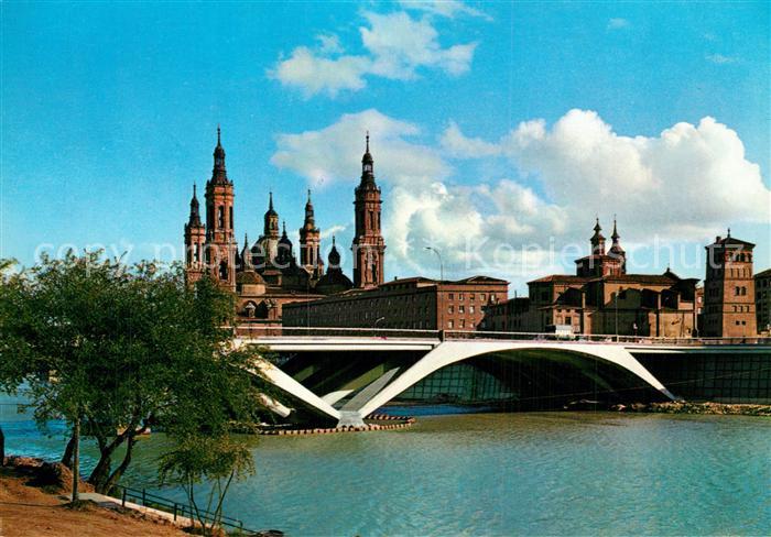 Zaragoza Saragossa Espana Rio Ebro Puente de Santiago y Basilica de El Pilar