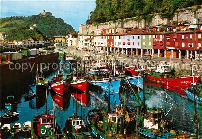 San Sebastian  Pais Vasco ES El puerto Hafen Fischkutter