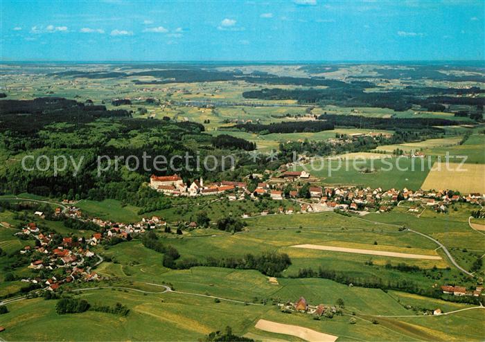 Wolfegg Erholungsort mit Schloss Fliegeraufnahme