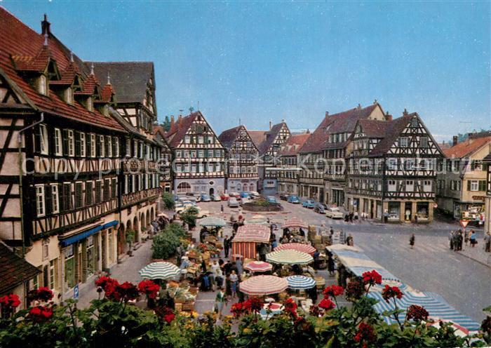 Schorndorf Wuerttemberg Blick vom Rathaus auf den Marktplatz Altstadt Fachwerkha