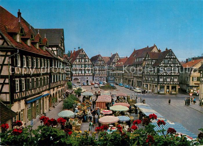 Schorndorf Wuerttemberg Blick vom Rathaus auf den Marktplatz Altstadt Fachwerkha