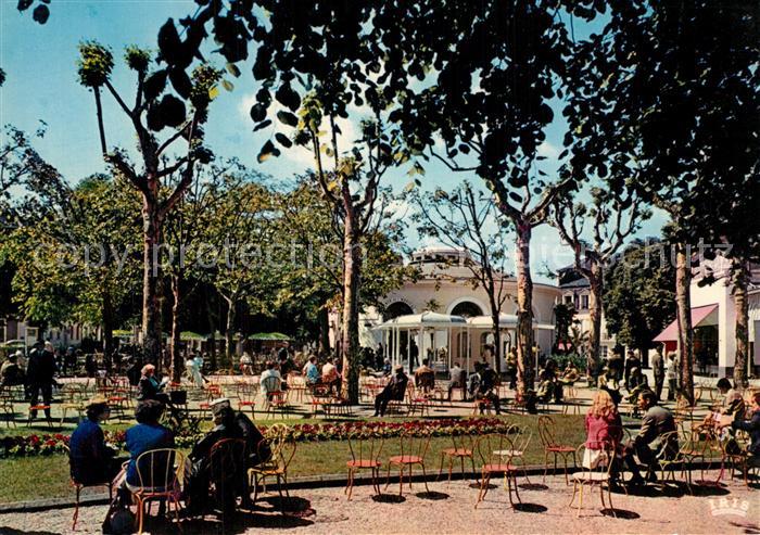 Vichy Allier Source de l Hôpital vue des parcs