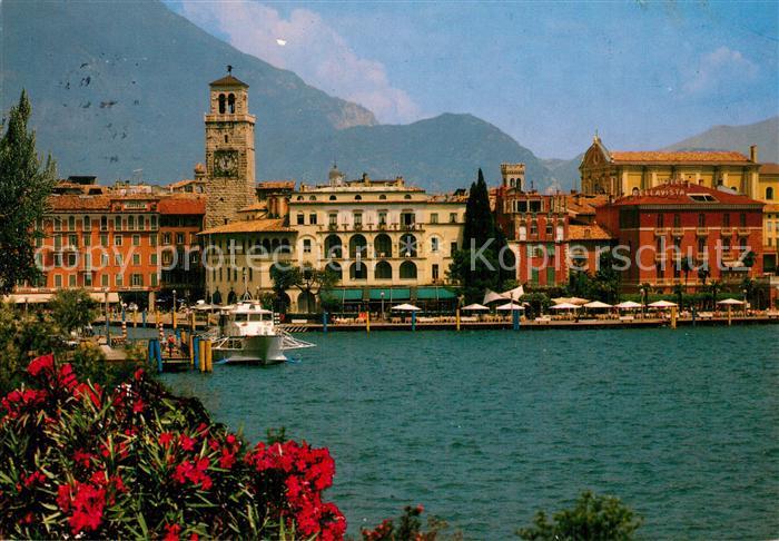 Riva del Garda Partie am Gardasee Bootsanleger
