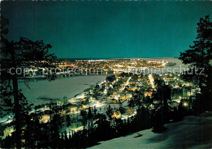 oestersund fran Froesoen Nachtaufnahme