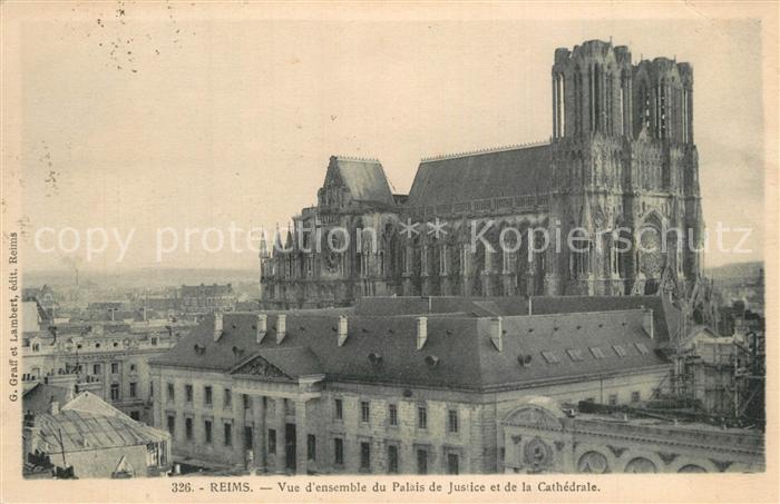 Reims Champagne Ardenne Palais de Justice et la Cathedrale