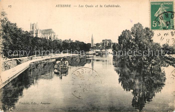 Auxerre Les Quais et la Cathedrale