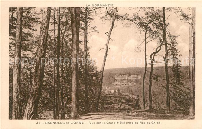 Bagnoles-de-l Orne Vue sur le Grand Hôtel prise du Roc au Chien