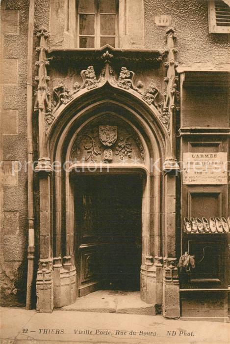 Thiers Vieille porte Rue du Bourg