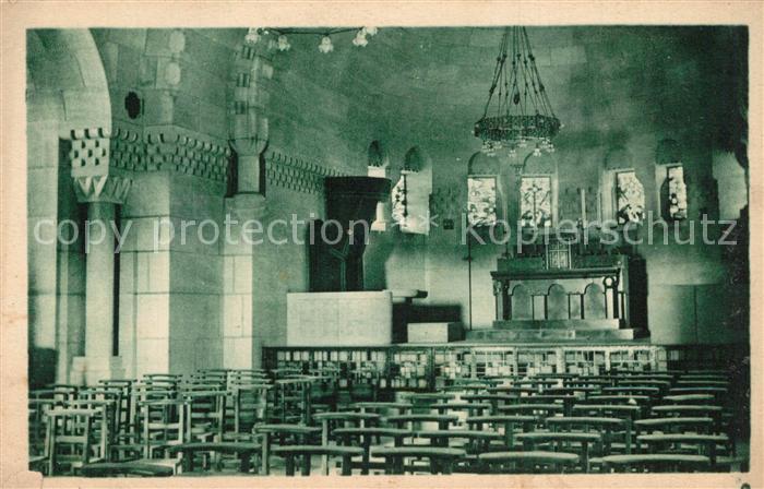 Douaumont Ossuaire vue intérieure de la Chapelle Catholique Maître Autel