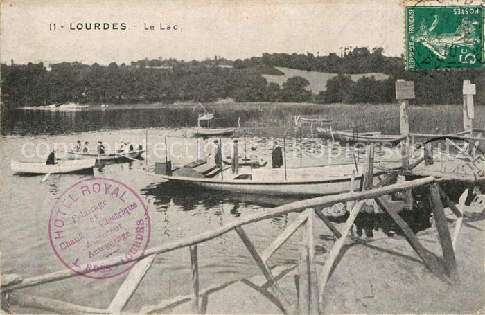Lourdes Hautes Pyrenees Bords du lac