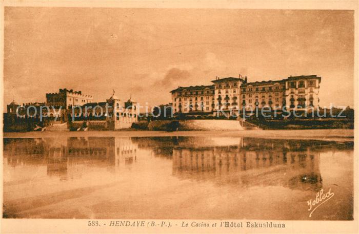Hendaye Pyrenees Atlantiques Casino Hôtel Eskualduna et la plage