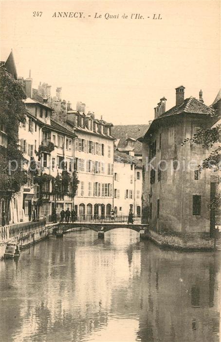 Annecy Haute-Savoie Le quai de l'ile