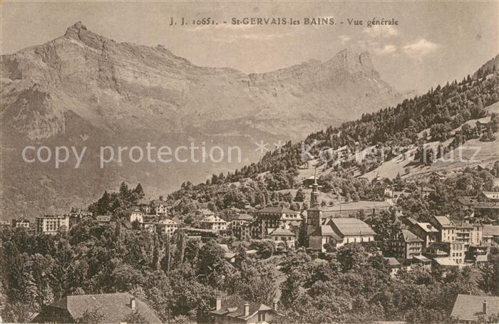 Saint-Gervais-les-Bains Vue Generale et les Alpes