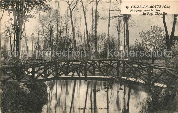 Cuise-la-Motte Vue prise dans le parc du Pont Chevalier