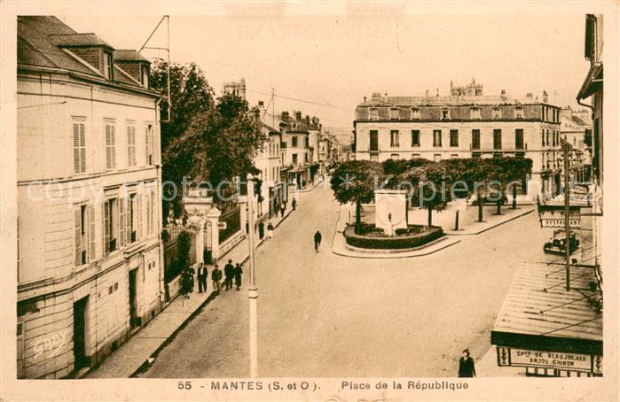 Mantes-la-Jolie Place de la Republique