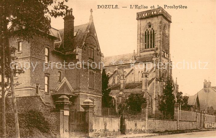 Dozule Eglise et le Presbytere
