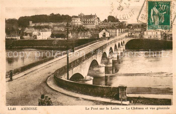Amboise Le Pont sur la Loire Le Chateau et vue generale