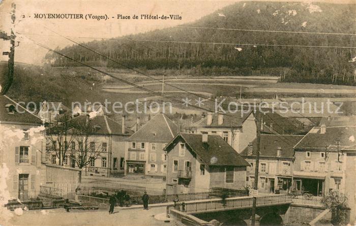 Moyenmoutier Place de l’Hotel de Ville