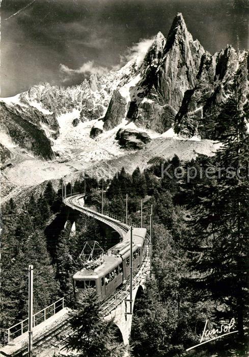 Bergbahn Train du Montenvers Aiguille du Dru Chamonix