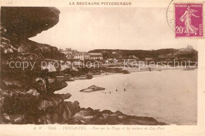 Tregastel Vue sur la plage et les rochers de Coz Pors