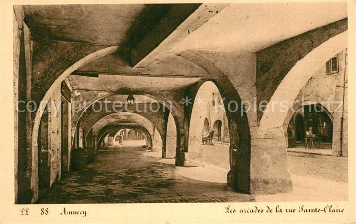 Annecy Haute-Savoie Arcades de la Rue Sainte Claire