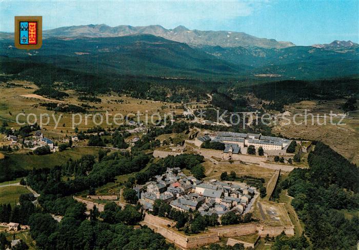 Mont-Louis Montagne Au fond la Chaîne du Carlit vue aérienne