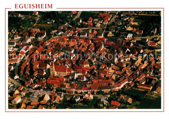 Eguisheim Haut Rhin Vieille ville vue aérienne