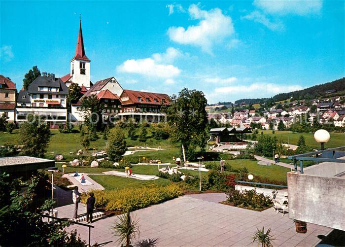 Schonach Schwarzwald Minigolfplatz Blick zur Kirche
