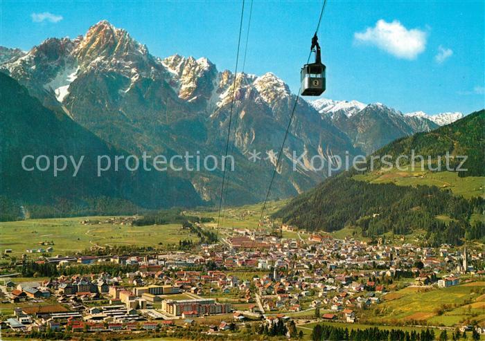 Lienz Tirol mit Zettersfeld-Seilbahn und Spitzkofel