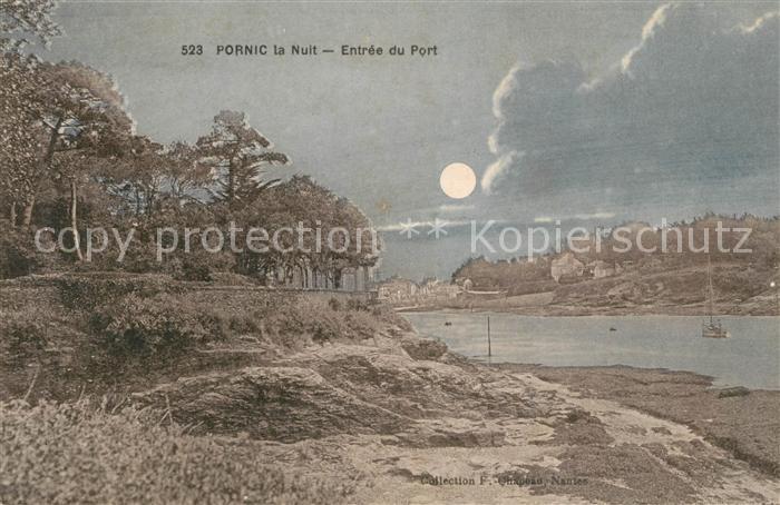 Pornic Entrée du port la nuit