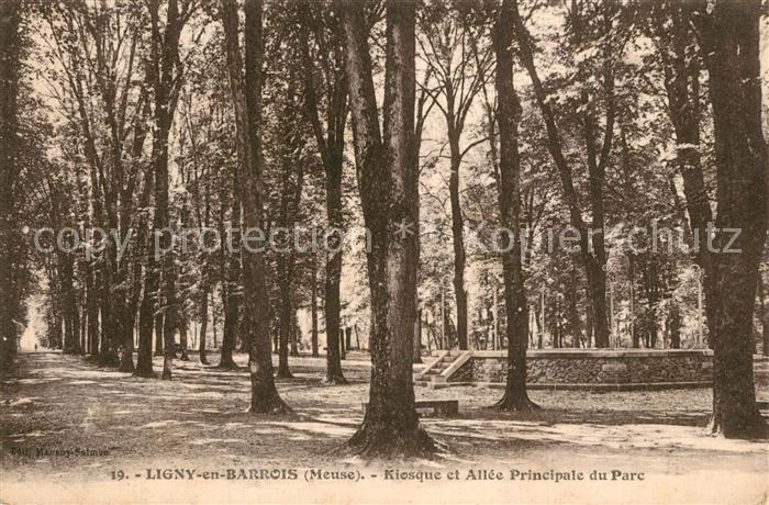Ligny-en-Barrois Kiosque et Allée Principale du Parc