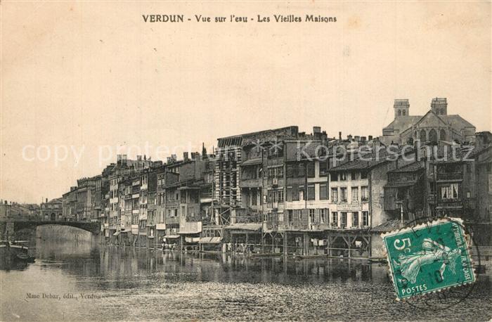 VERDUN Meuse Vue sur l'eau Vieilles maisons
