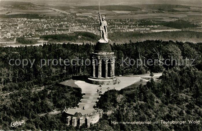 Detmold Hermannsdenkmal im Teutoburger Wald Fliegeraufnahme