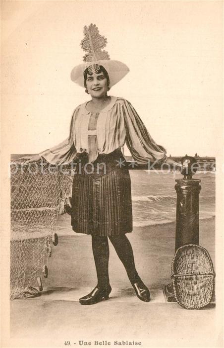 Les Sables-d Olonne Une Belle Sablaise