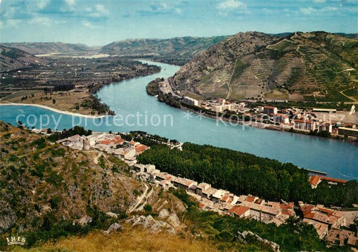 Tournon-sur-Rhone Le Rhône et son confluent le Doux a Tournon en face sur la riv
