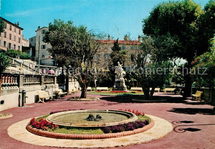 Grasse Alpes Maritimes Square et statue a la mémoire de Fragonard Cité des fleur