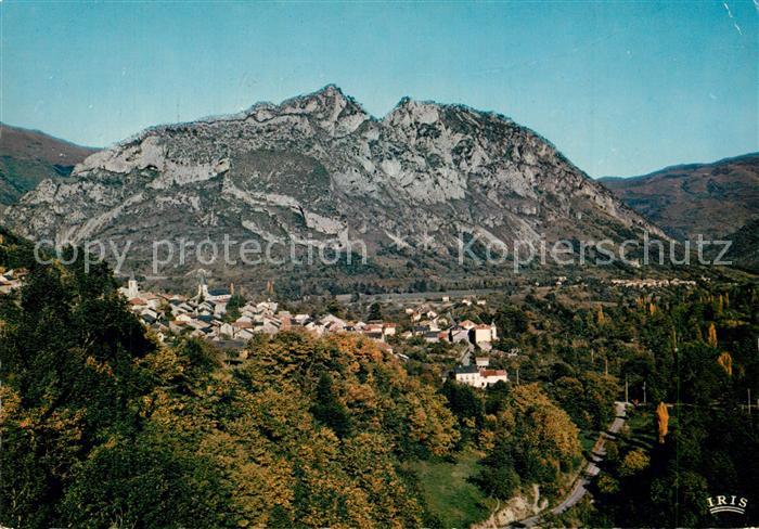 Rabat-les-Trois-Seigneurs et le Pic du Soudour au loin Village de Surba