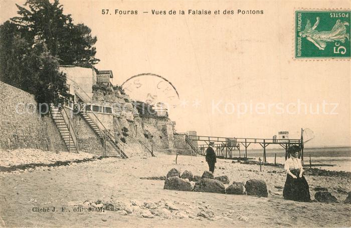 Fouras Charente-Maritime Vues de la falaise et des pontons