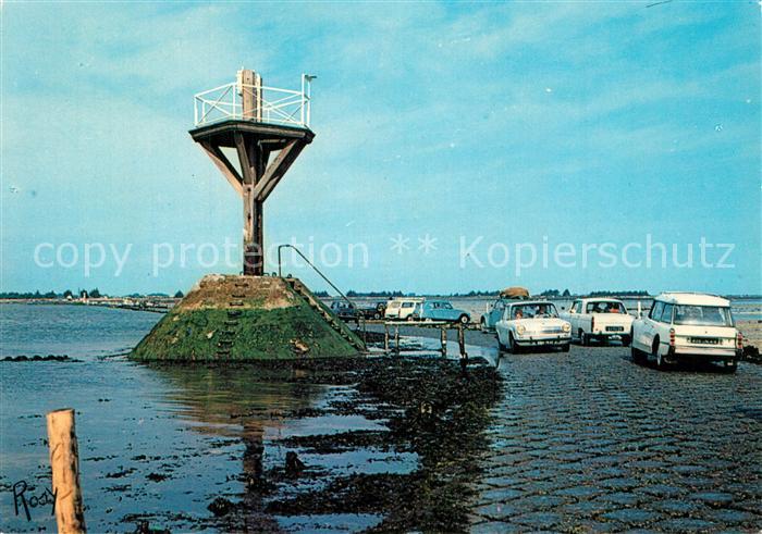 Ile de Noirmoutier Passage du Gois près d_une balise