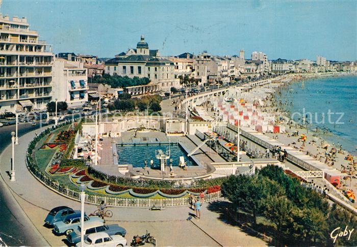Les Sables-d Olonne La Piscine et la Plage