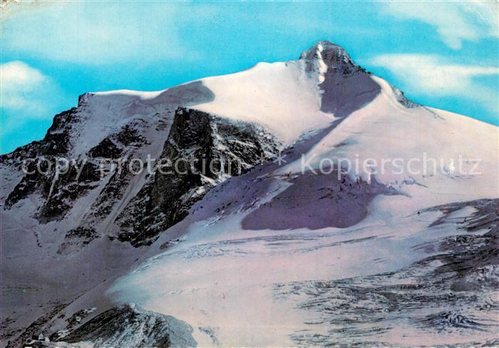 Tuxerjochhaus Blick auf Gefrorene Wand und Spannagelhaus