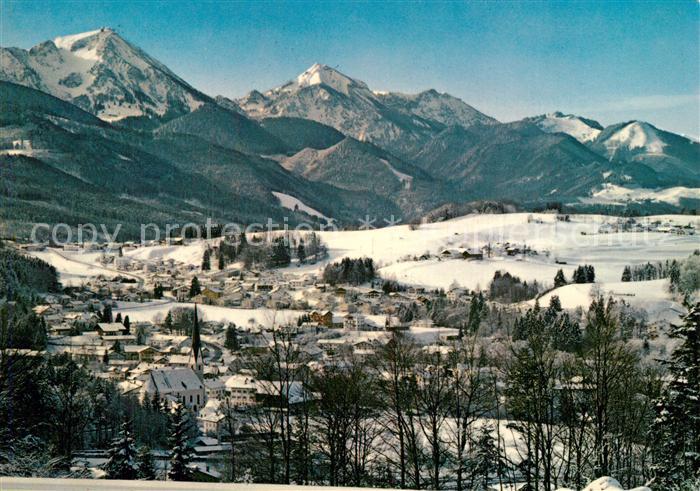 Siegsdorf Oberbayern Blick auf Hochfelln und Hochgern