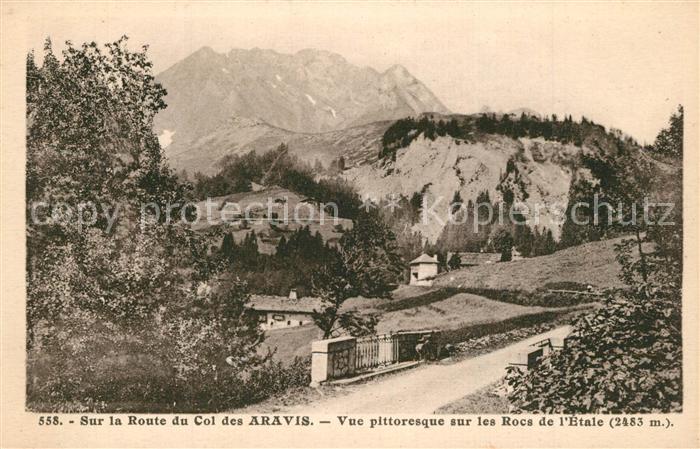 Aravis Vue pittoresque sur les Rocs de l'Etale