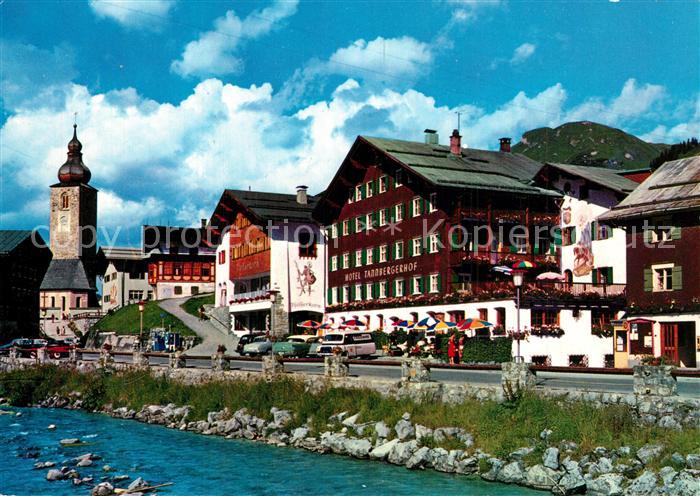 Lech Vorarlberg Teilansicht mit Hotel Tannbergerhof