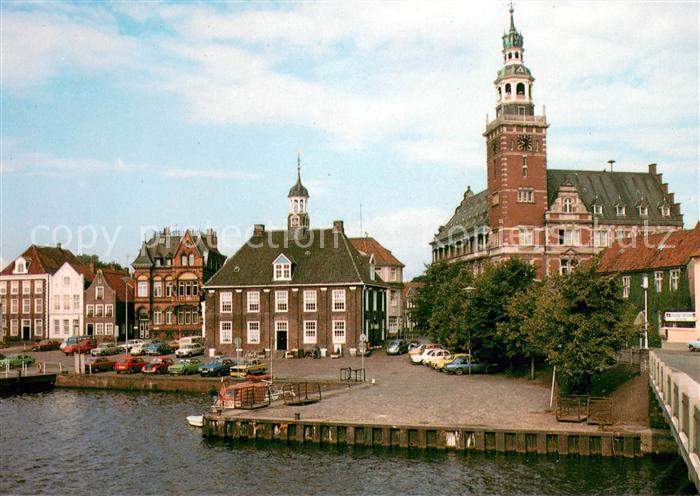 Leer Ostfriesland Am Hafen mit Rathaus